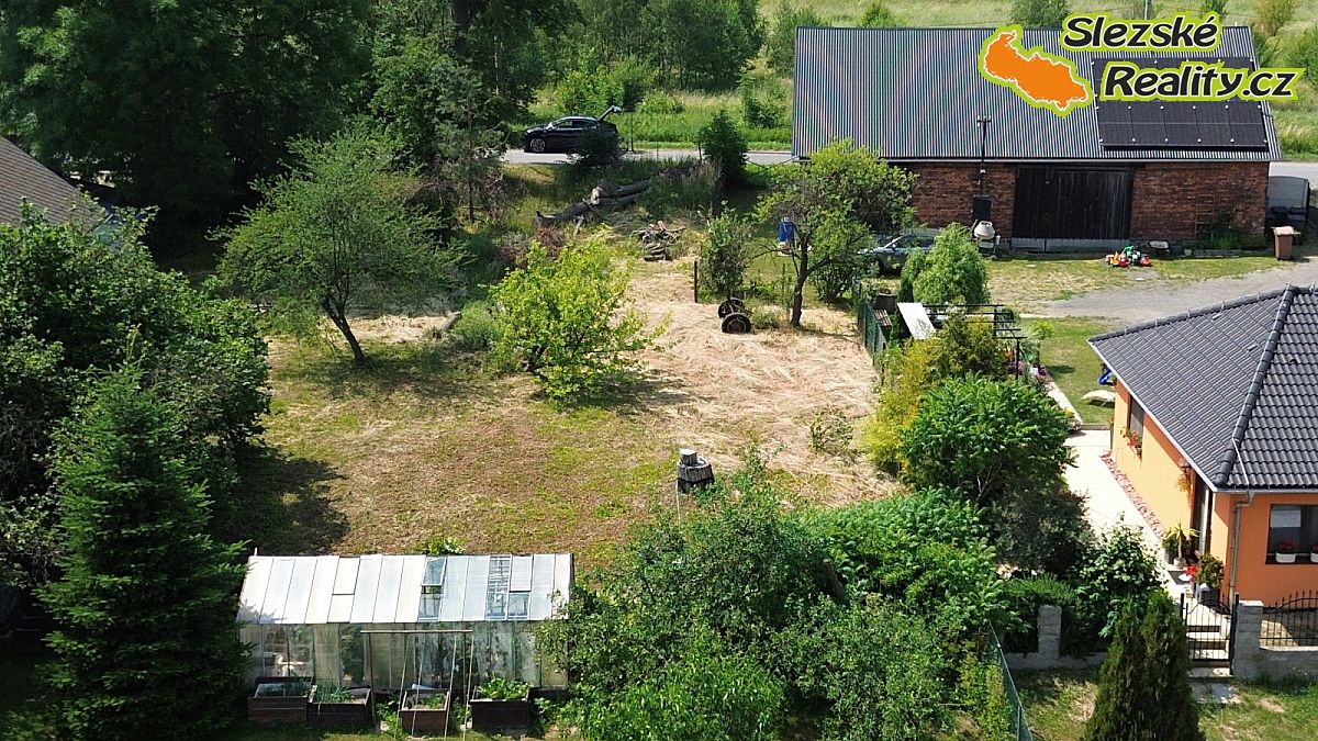 Prodej stavebního pozemku 966 m² – fotografie 3