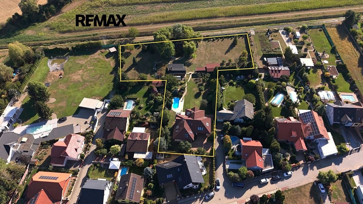 Prodej rodinného domu 346 m², pozemek 5794 m² – fotografie 4