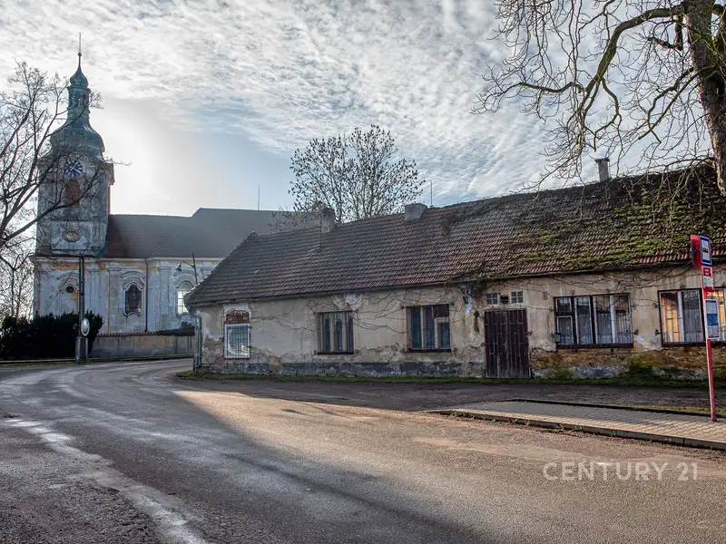 Prodej rodinného domu 223 m², pozemek 1145 m², Horní Kruty – náhled fotky 3
