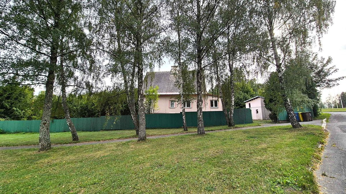 Prodej rodinného domu 163 m², pozemek 1446 m² – fotografie 2