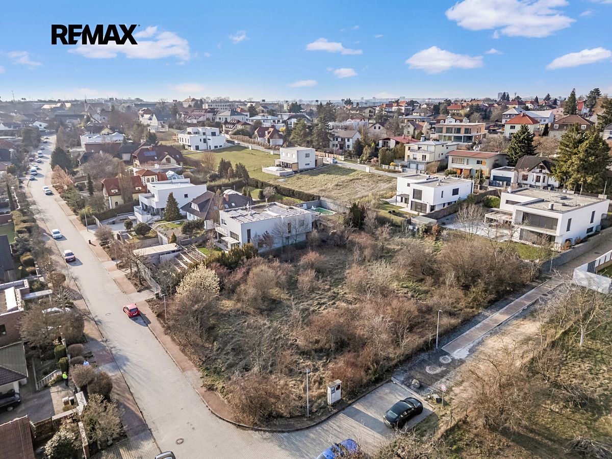 Prodej stavebního pozemku 960 m² – fotografie 4