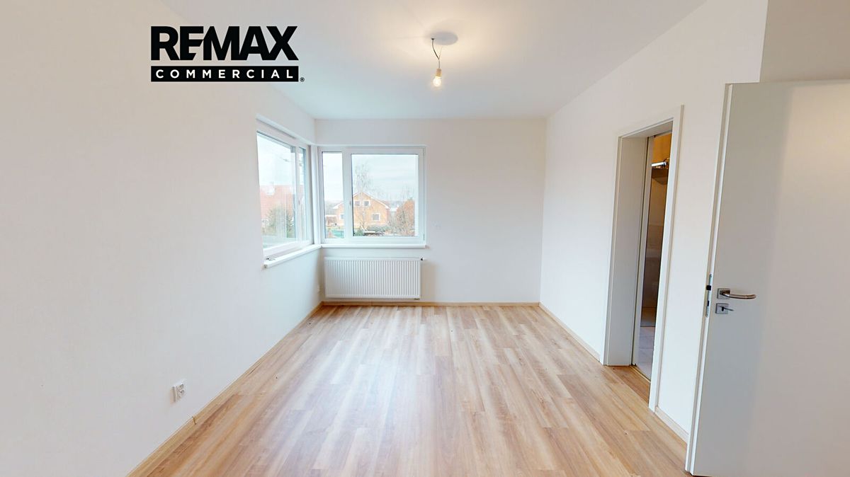 Prodej rodinného domu 160 m², pozemek 414 m² – fotografie 4