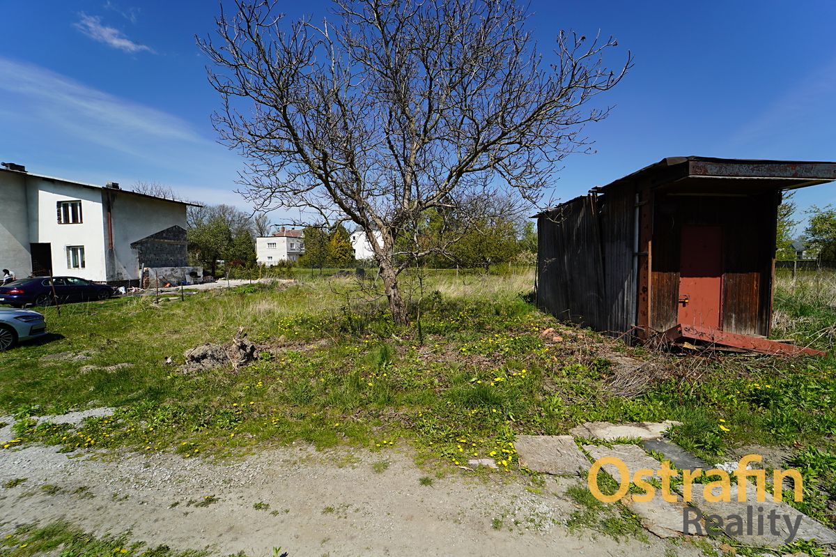 Prodej stavebního pozemku 1784 m² – fotografie 2