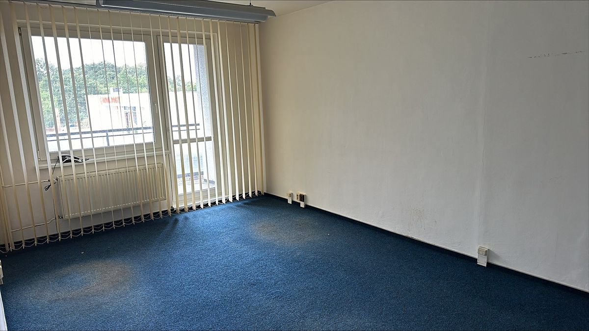 Pronájem kanceláře 21 m² – fotografie 2