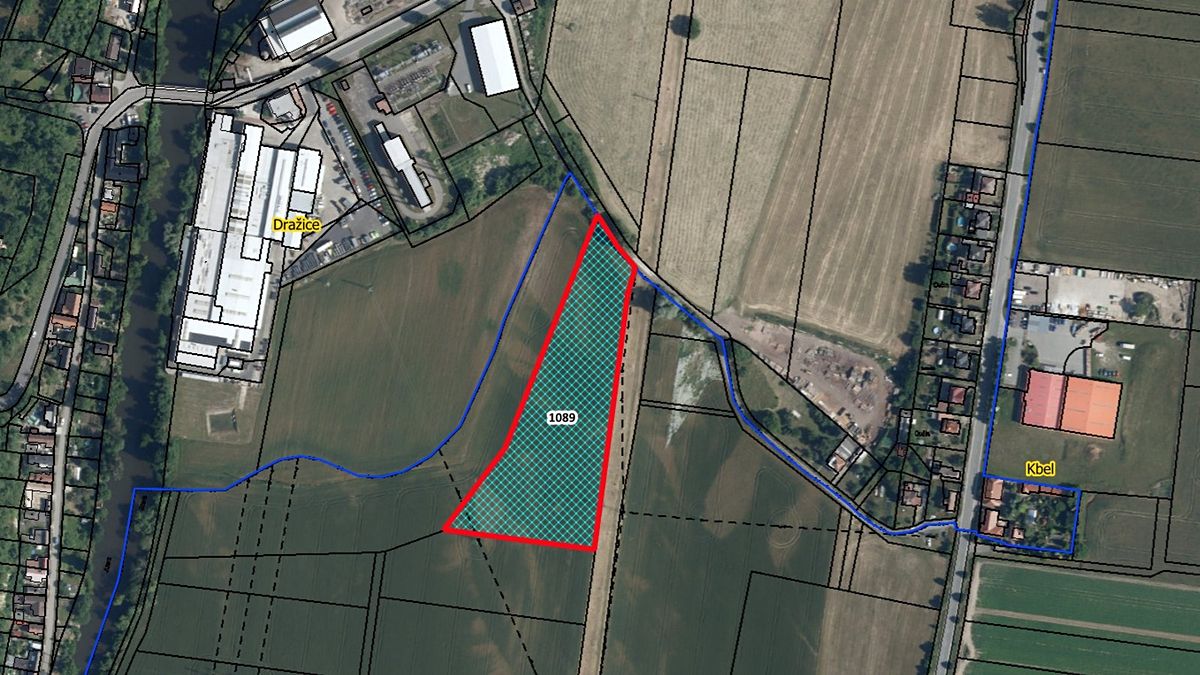 Prodej pole 12048 m², Benátky nad Jizerou – fotka 1 z 3