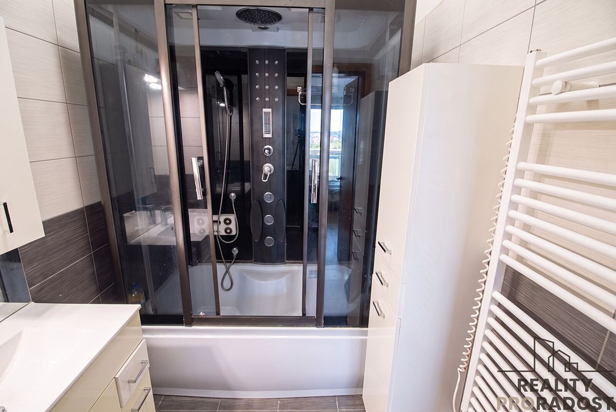 Pronájem bytu 2+kk 51 m² – fotografie 5