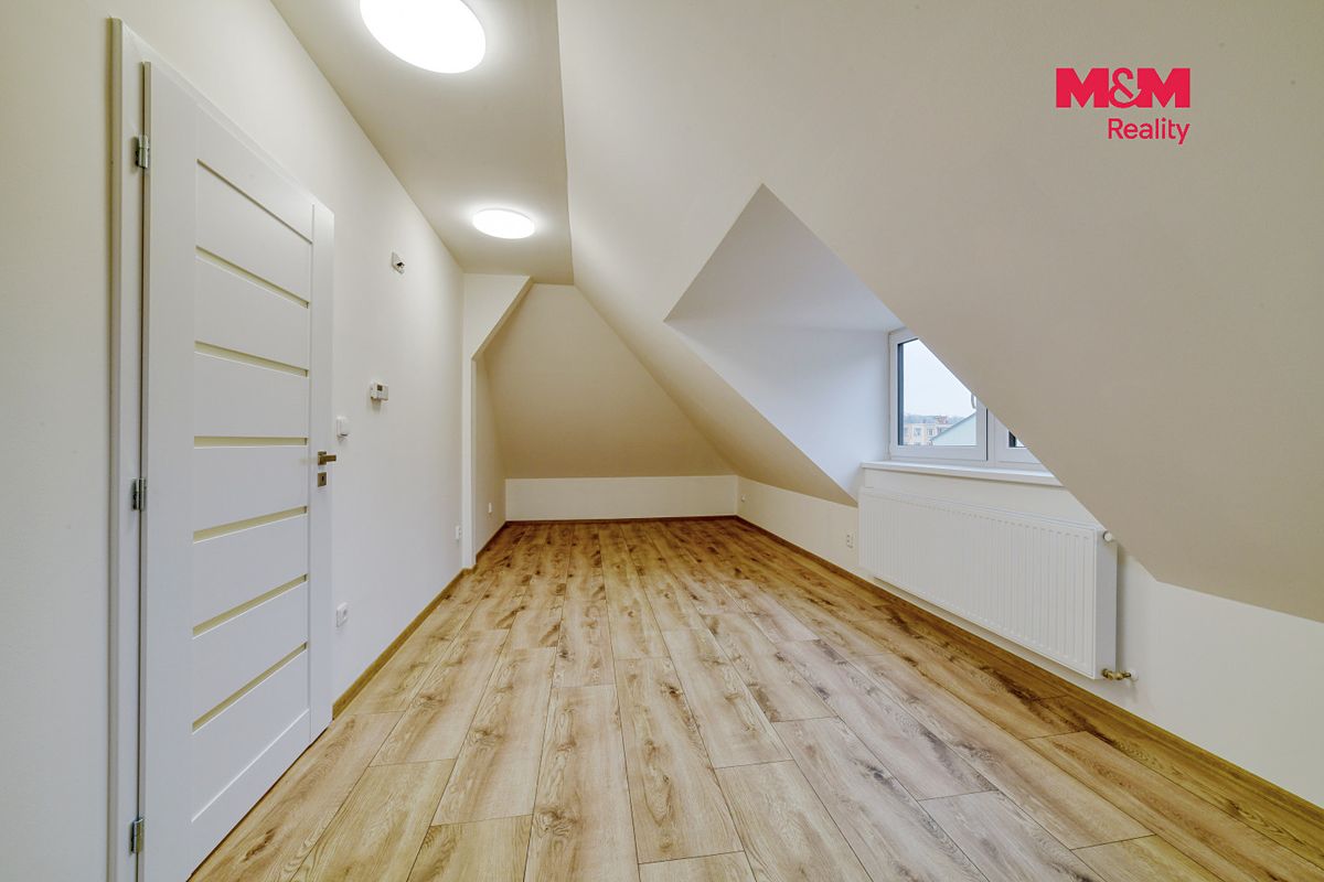 Pronájem bytu 3+kk 74 m² – fotografie 5