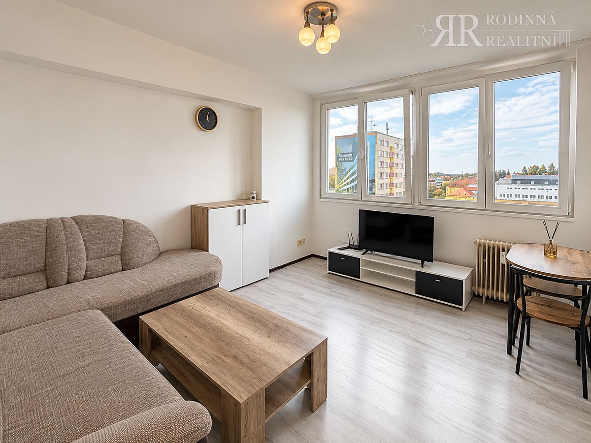 Pronájem bytu 2+kk 40 m² – fotografie 3