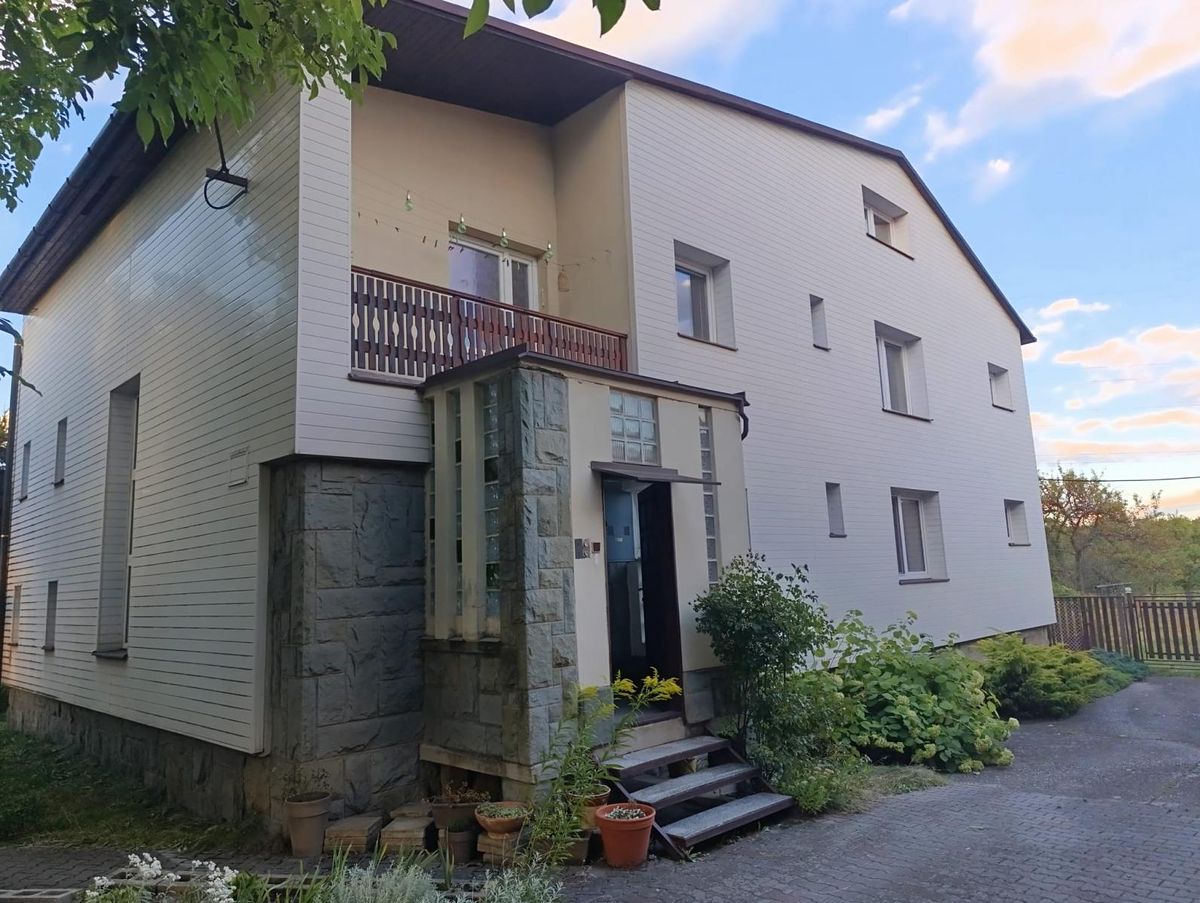 Prodej vícegeneračního domu 467 m², pozemek 4154 m² – fotografie 2