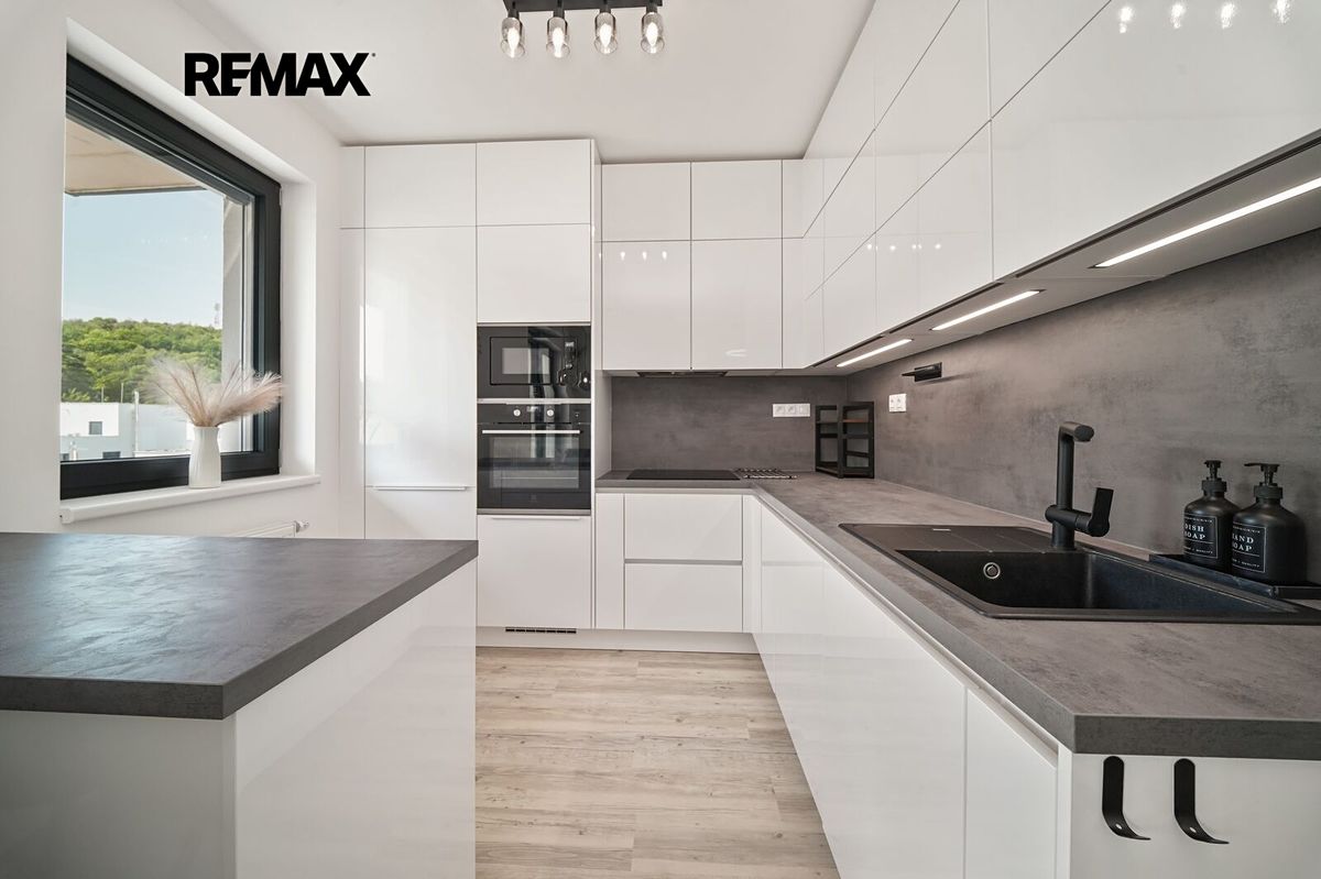 Prodej bytu 3+kk 67 m² – fotografie 3