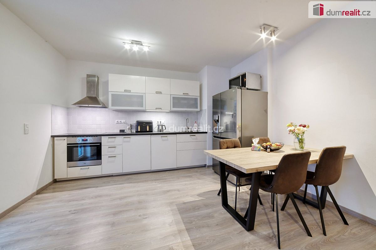 Prodej bytu 3+kk 98 m² – fotografie 3