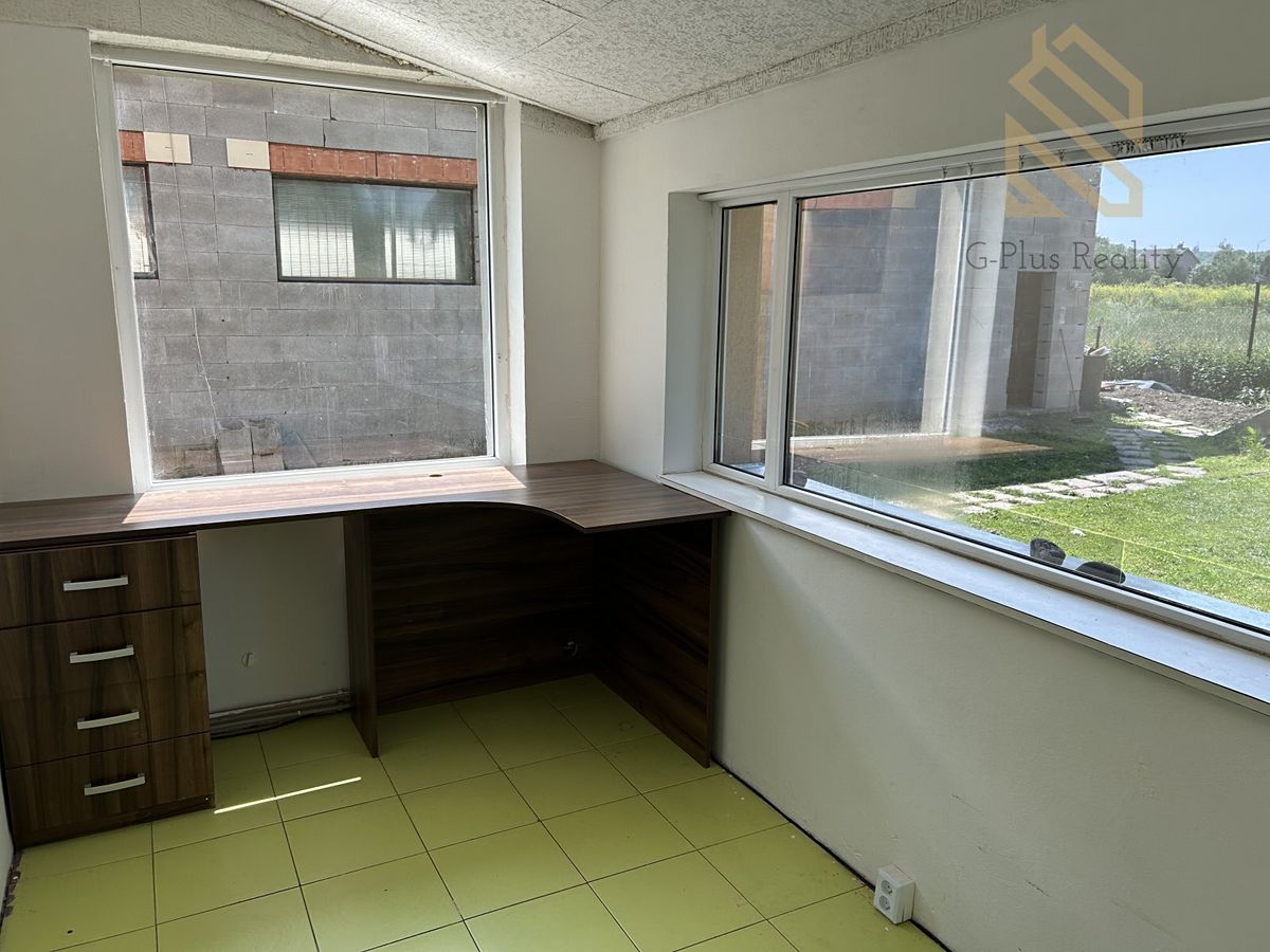 Prodej rodinného domu 196 m², pozemek 1929 m² – fotografie 5