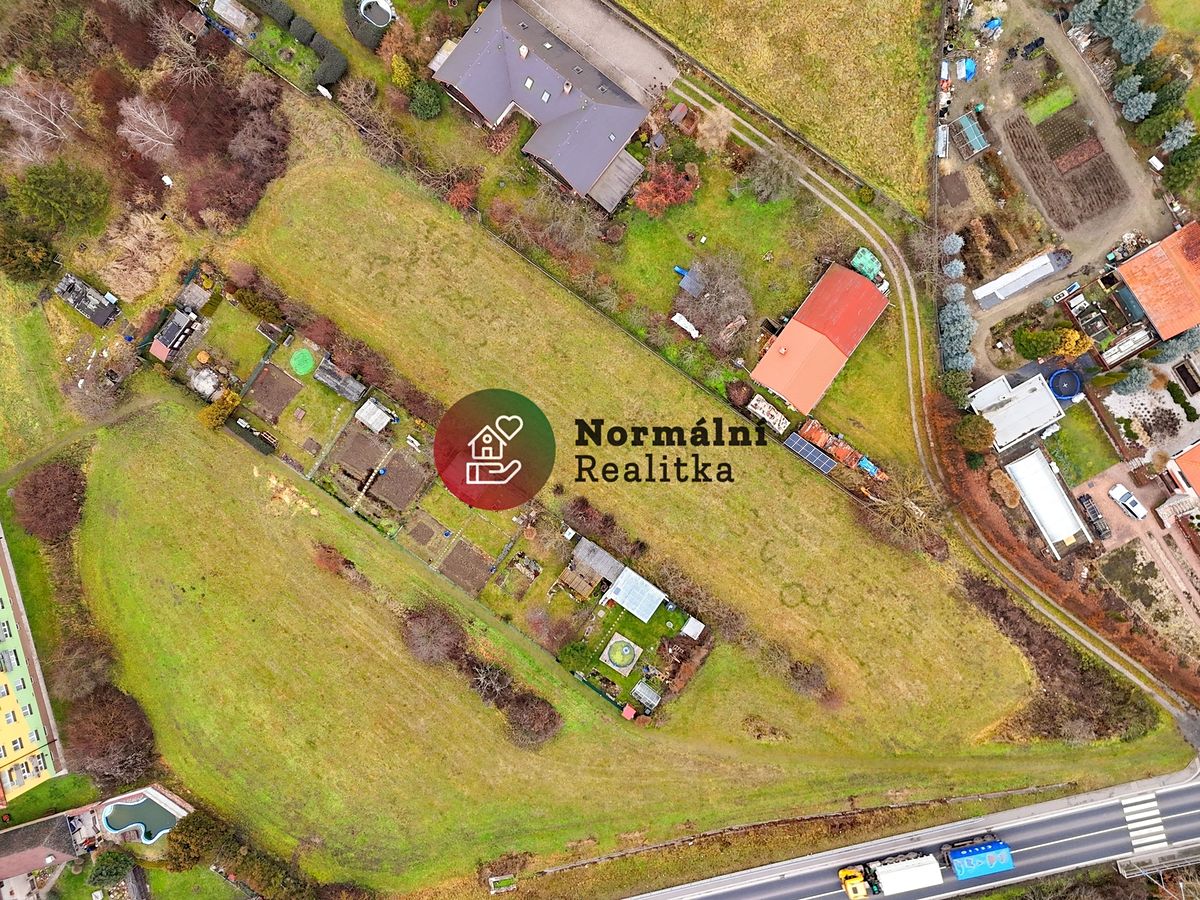 Prodej stavebního pozemku 3063 m², Byšice – fotka 1 z 3