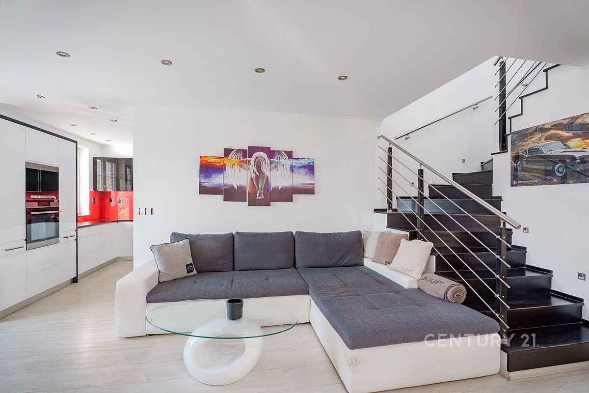 Prodej rodinného domu 153 m², pozemek 359 m² – fotografie 3