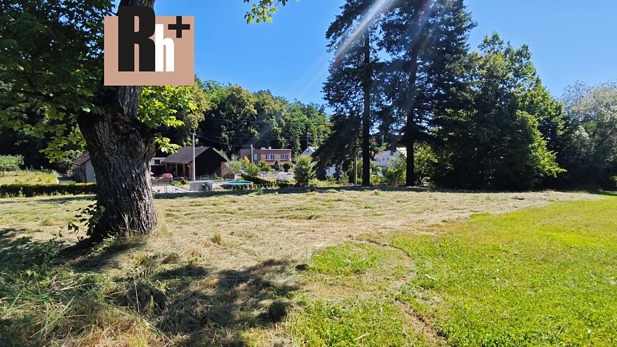 Prodej stavebního pozemku 1315 m² – fotografie 2