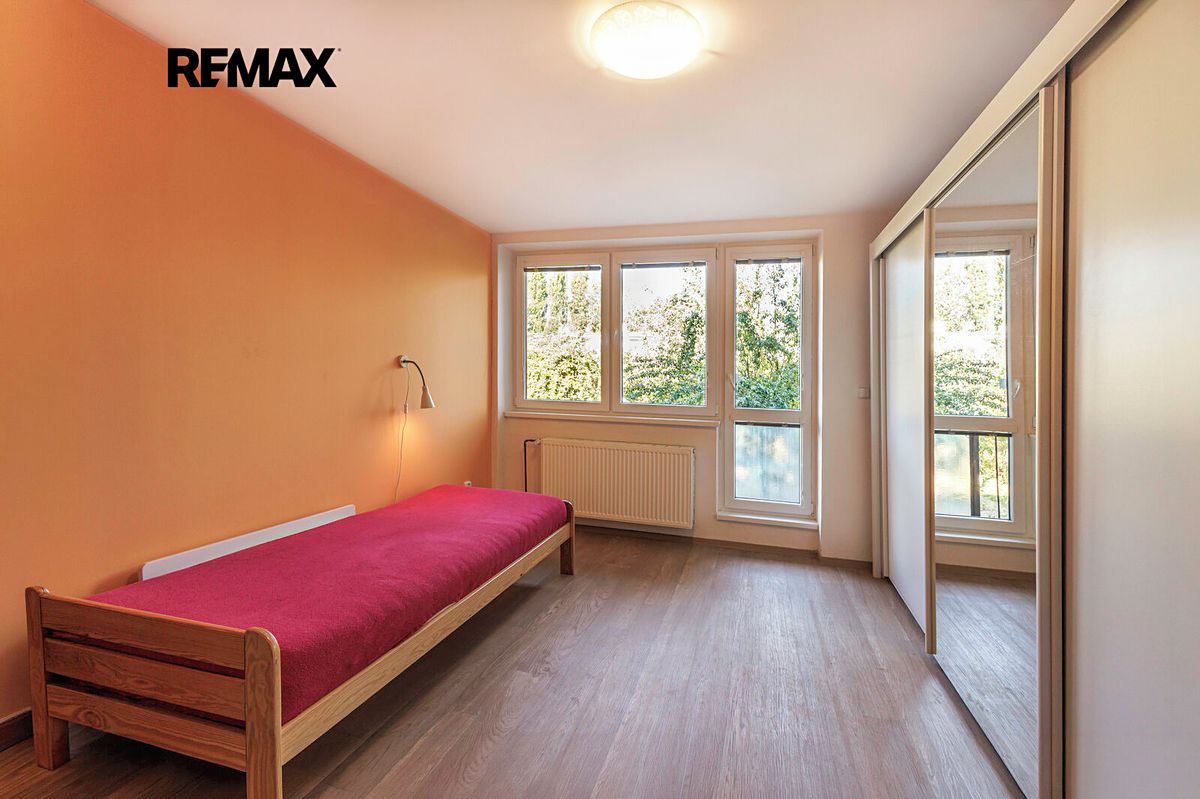 Prodej rodinného domu 180 m², pozemek 272 m² – fotografie 4