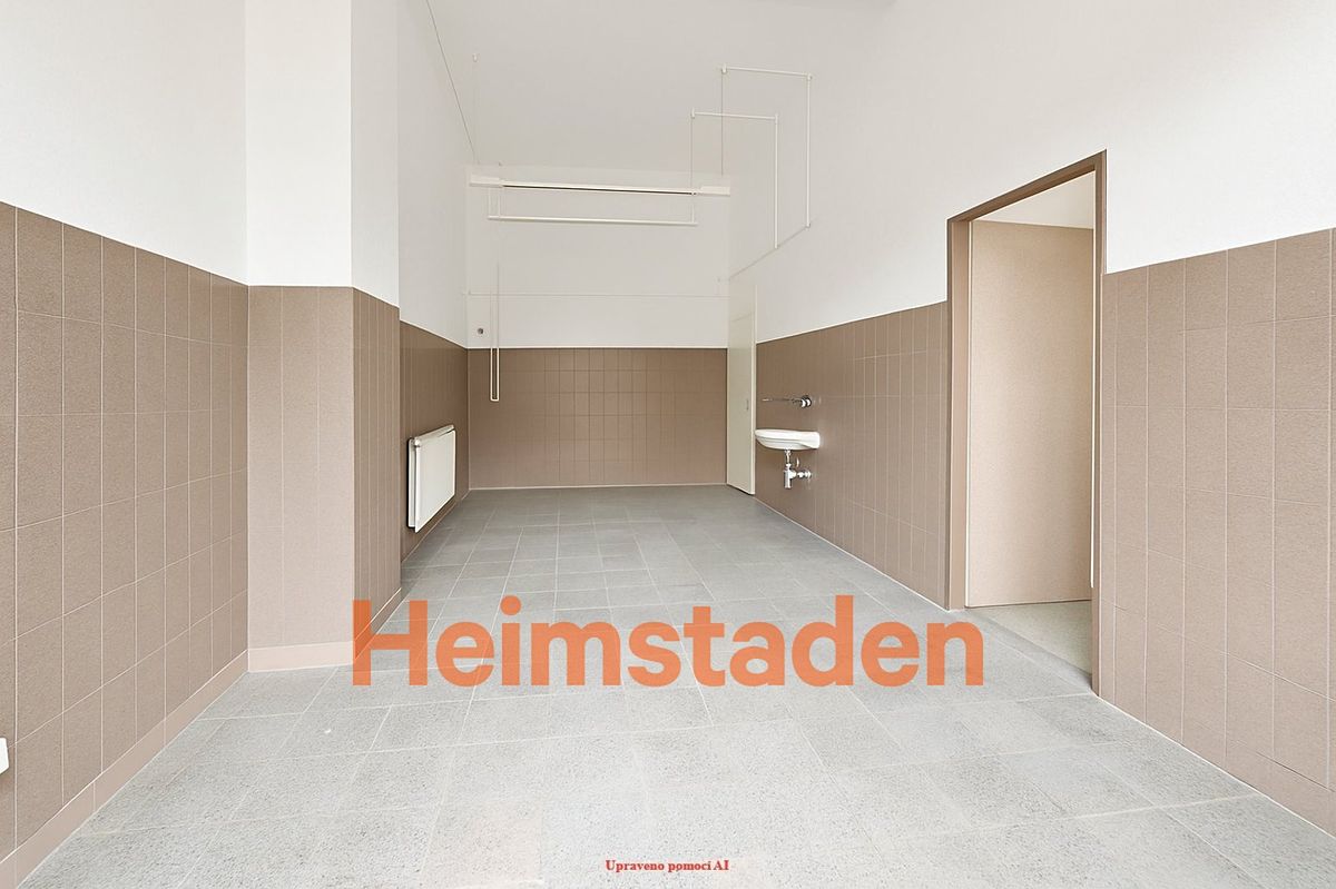Pronájem kanceláře 44 m² – fotografie 2