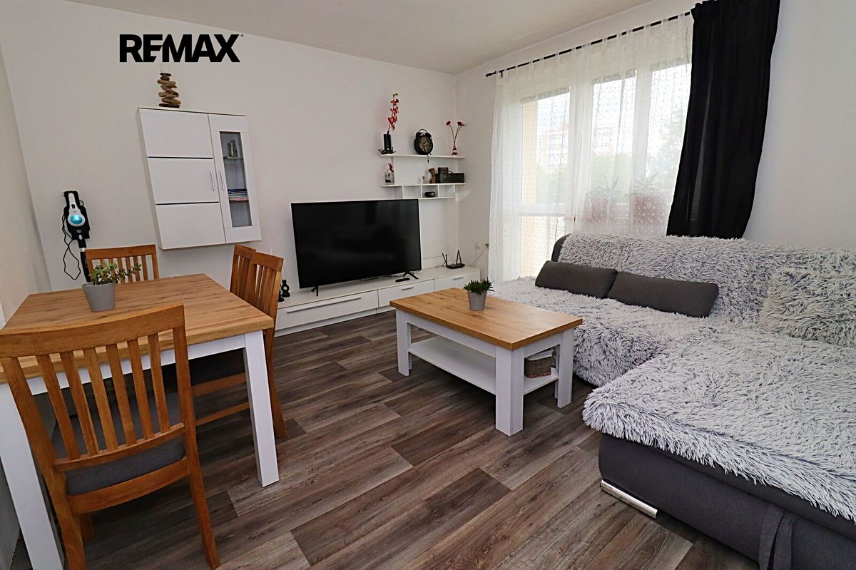 Prodej bytu 3+1 70 m², Chrudim – fotka 1 z 3