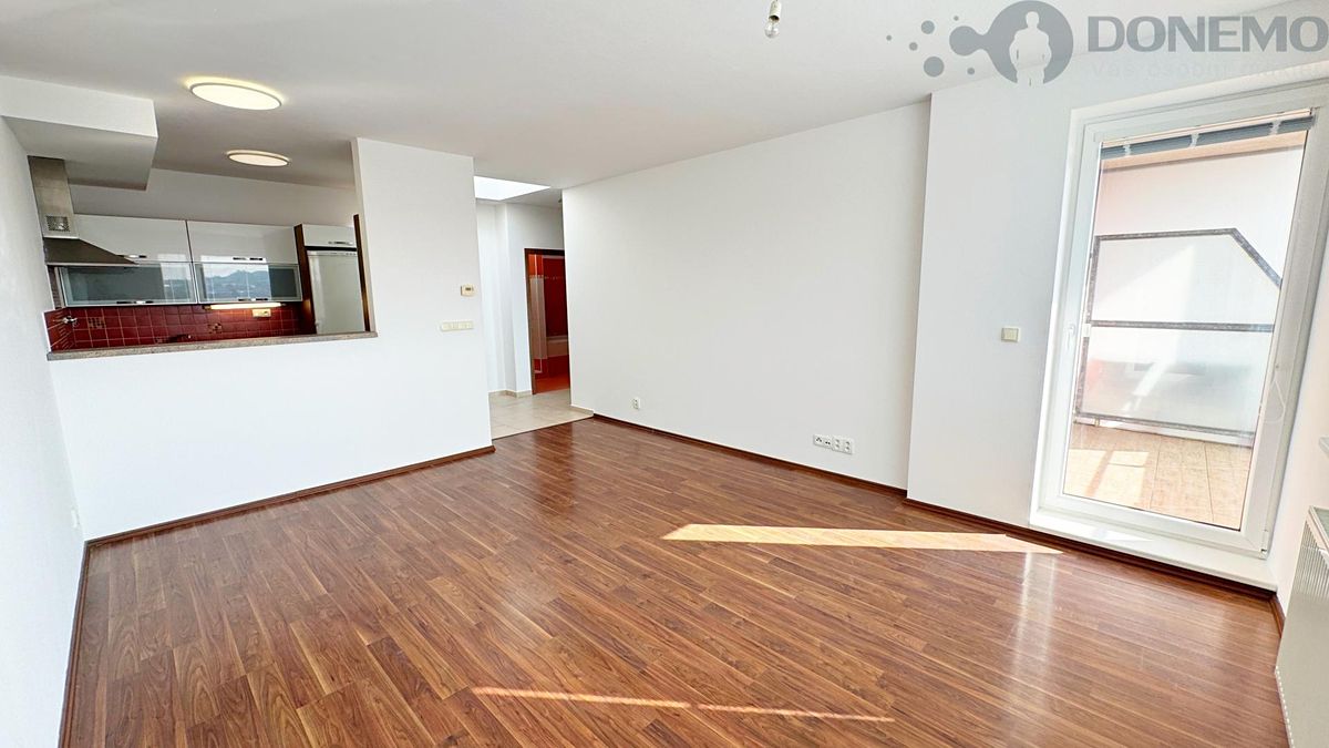 Pronájem bytu 2+kk 57 m² – fotografie 5