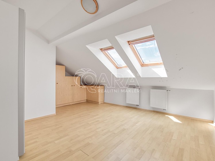 Prodej domu, 150 m² (5 z 38)