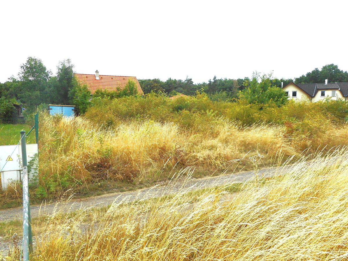Prodej stavebního pozemku 500 m² – fotografie 2
