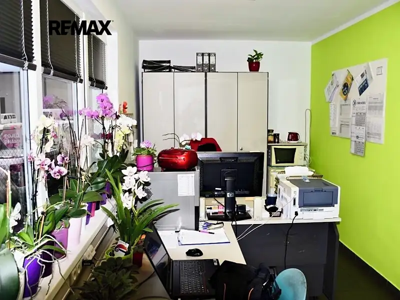 Prodej výrobní haly, prostoru 2491 m², Cheb – náhled fotky 2