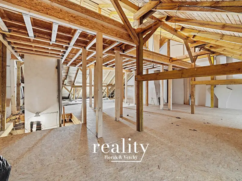 Prodej půdního prostoru 160 m², Jihlava – náhled fotky 2