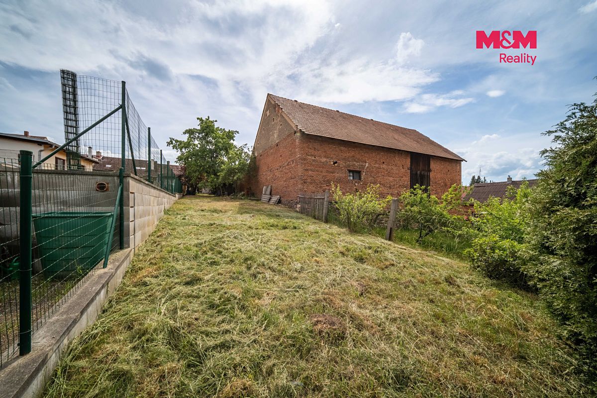 Prodej rodinného domu 140 m², pozemek 762 m² – fotografie 5