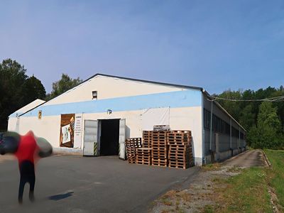 Pronájem skladového prostoru 200 m²