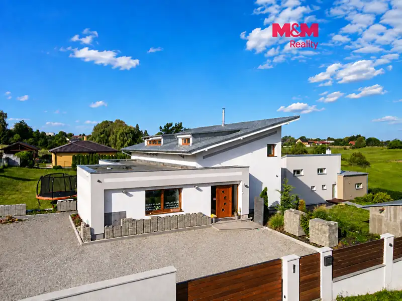 Prodej rodinného domu 263 m², pozemek 1403 m², Libhošť – náhled fotky 1