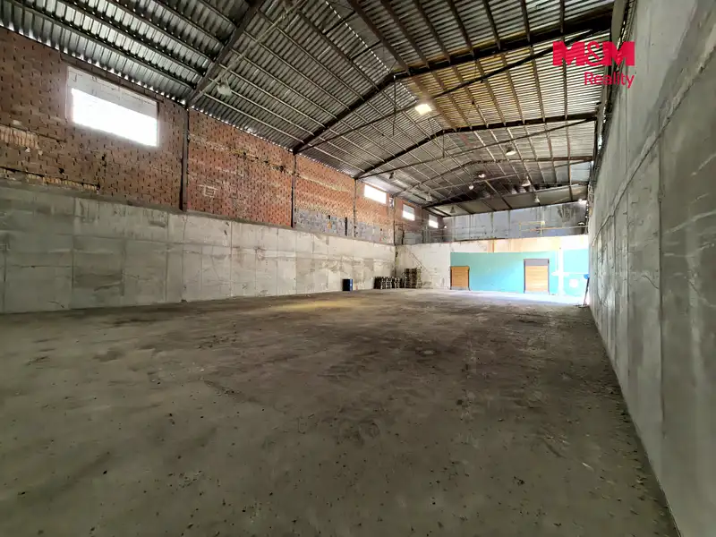 Pronájem skladového prostoru 334 m², Vysoká nad Labem – náhled fotky 3