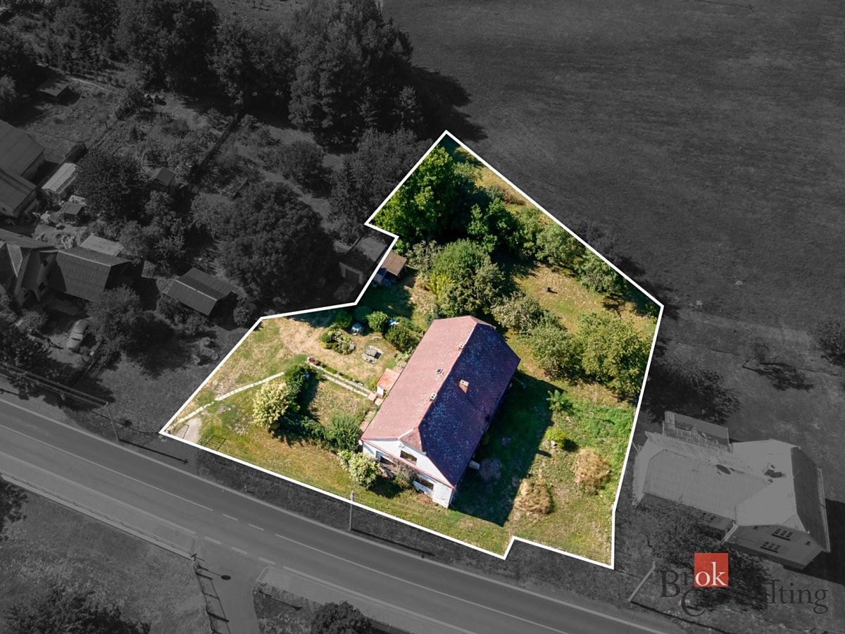 Prodej rodinného domu 260 m², pozemek 3000 m² – fotografie 5