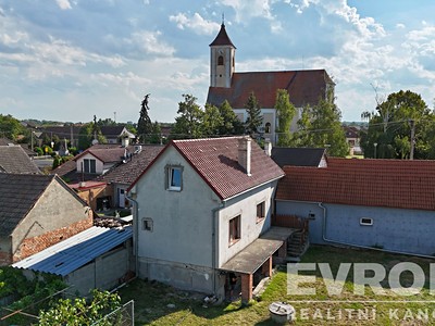 Prodej  rodinného domu 100 m², pozemek 579 m²