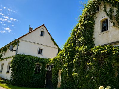 Prodej rodinného domu 360 m², pozemek 1570 m²