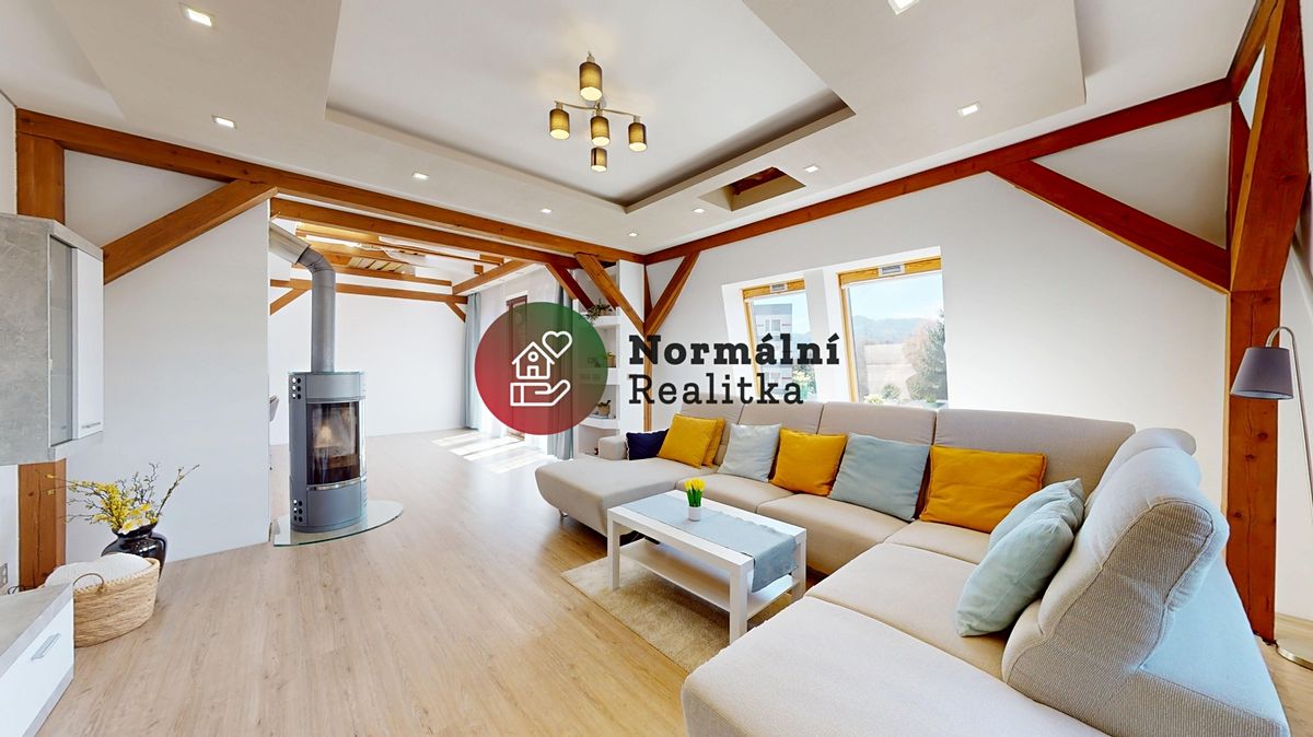 Prodej vily 445 m², pozemek 764 m² – fotografie 5