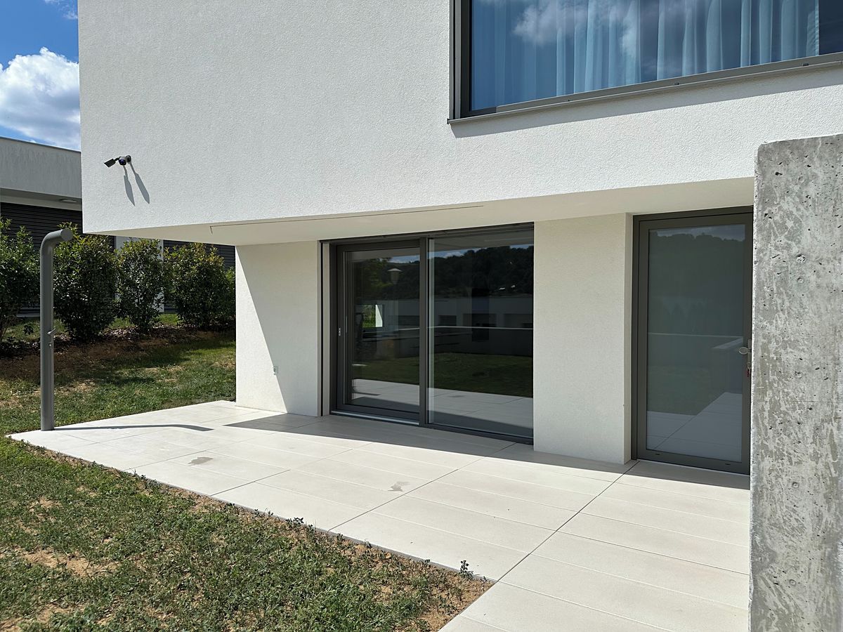 Pronájem bytu 2+kk 65 m² – fotografie 2