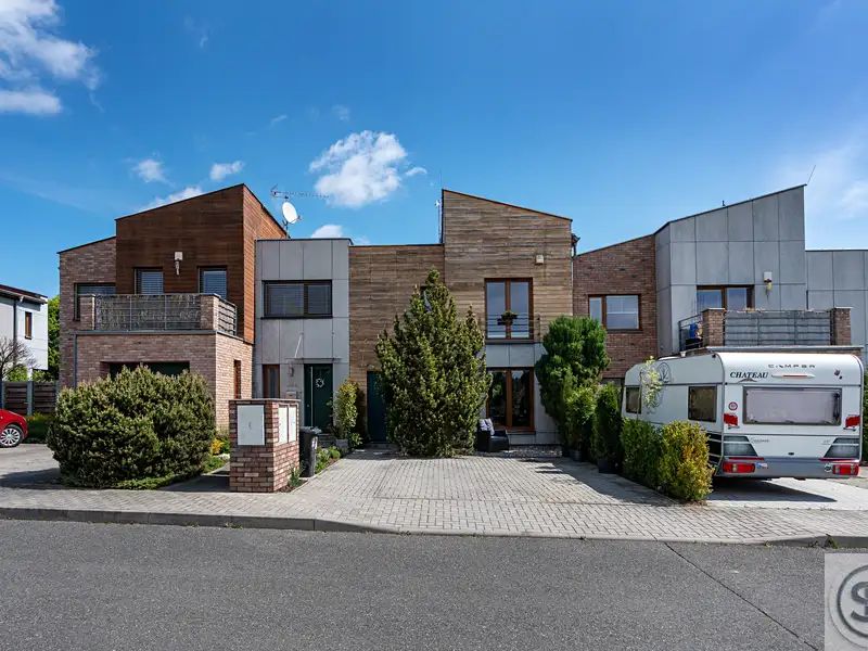 Prodej rodinného domu 98 m², pozemek 185 m², Lány – náhled fotky 2