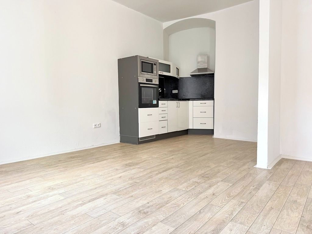 Pronájem bytu 2+kk 48 m² – fotografie 3