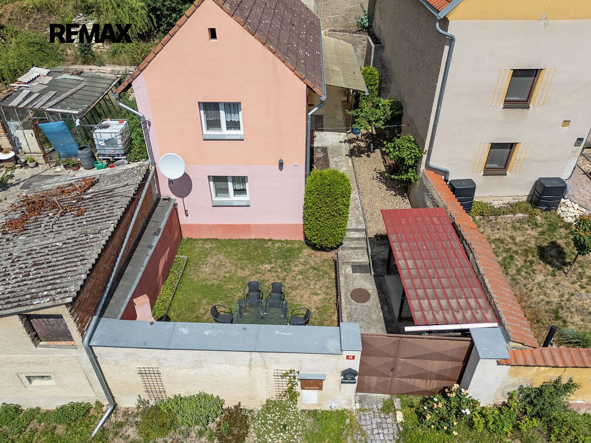 Prodej rodinného domu 100 m², pozemek 173 m²