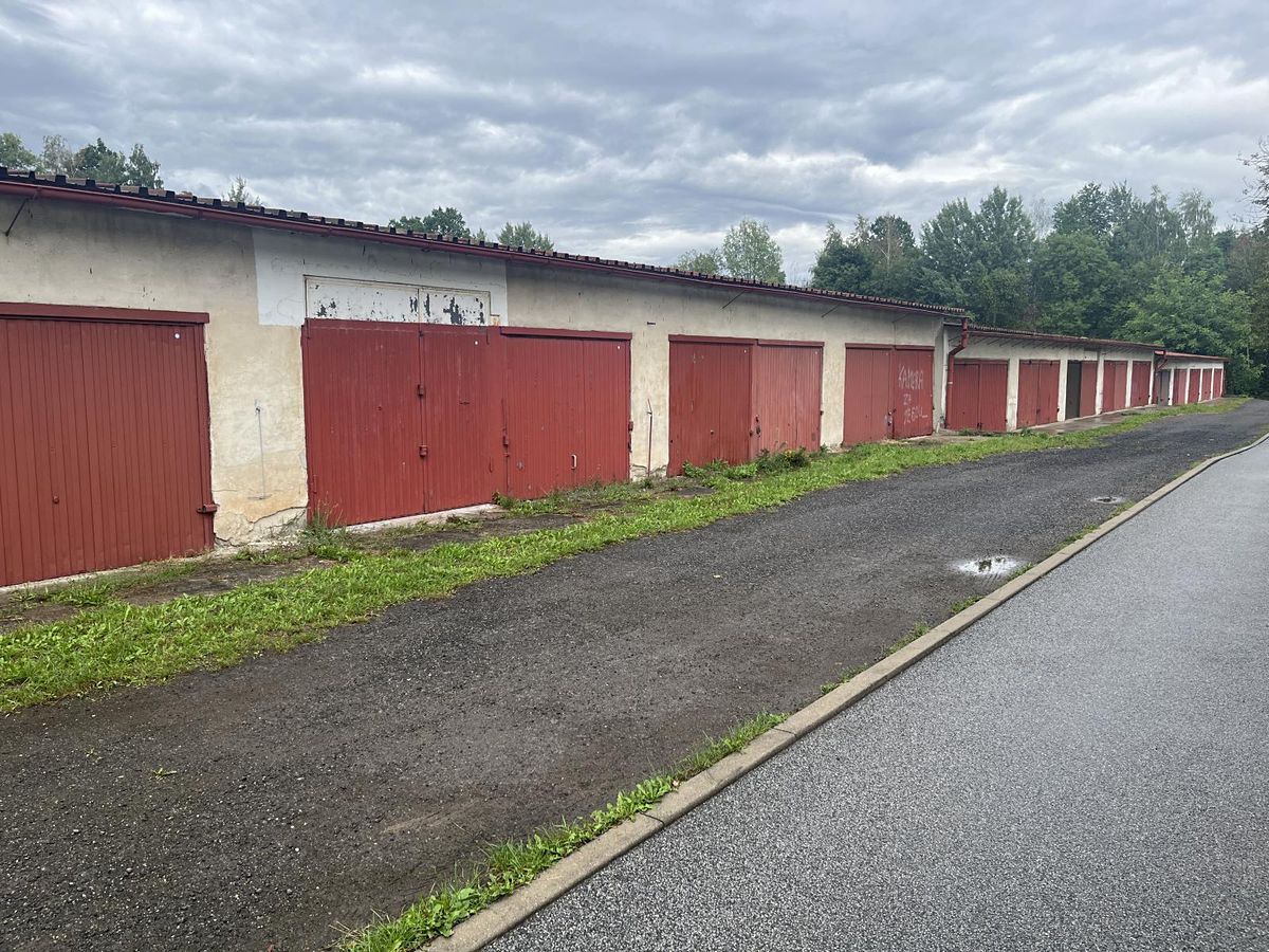 Prodej garáže 33 m²