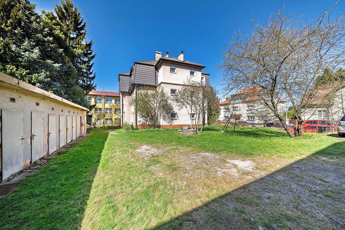 Prodej stavebního pozemku 951 m²