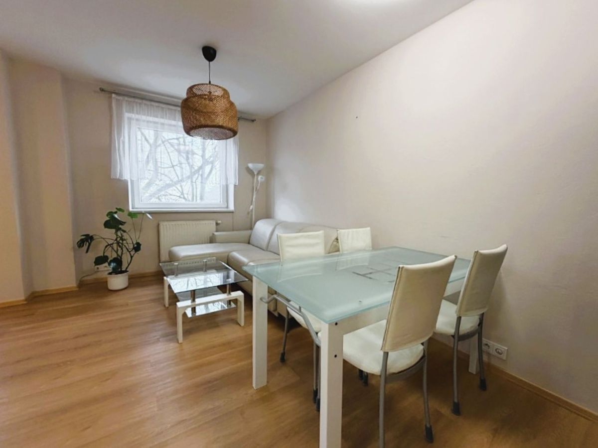 Pronájem bytu 4+kk 107 m² – fotografie 2