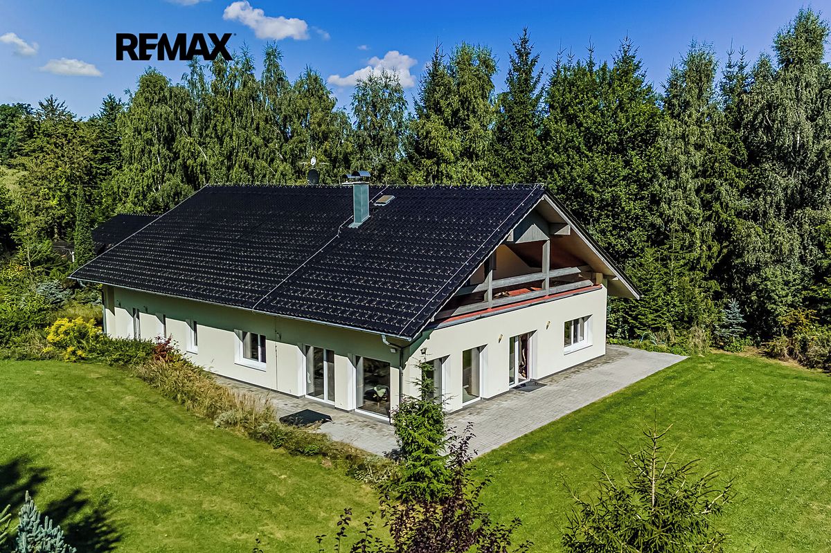 Prodej rodinného domu 538 m², pozemek 9092 m² – fotografie 4