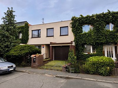 Prodej rodinného domu 280 m², pozemek 284 m²