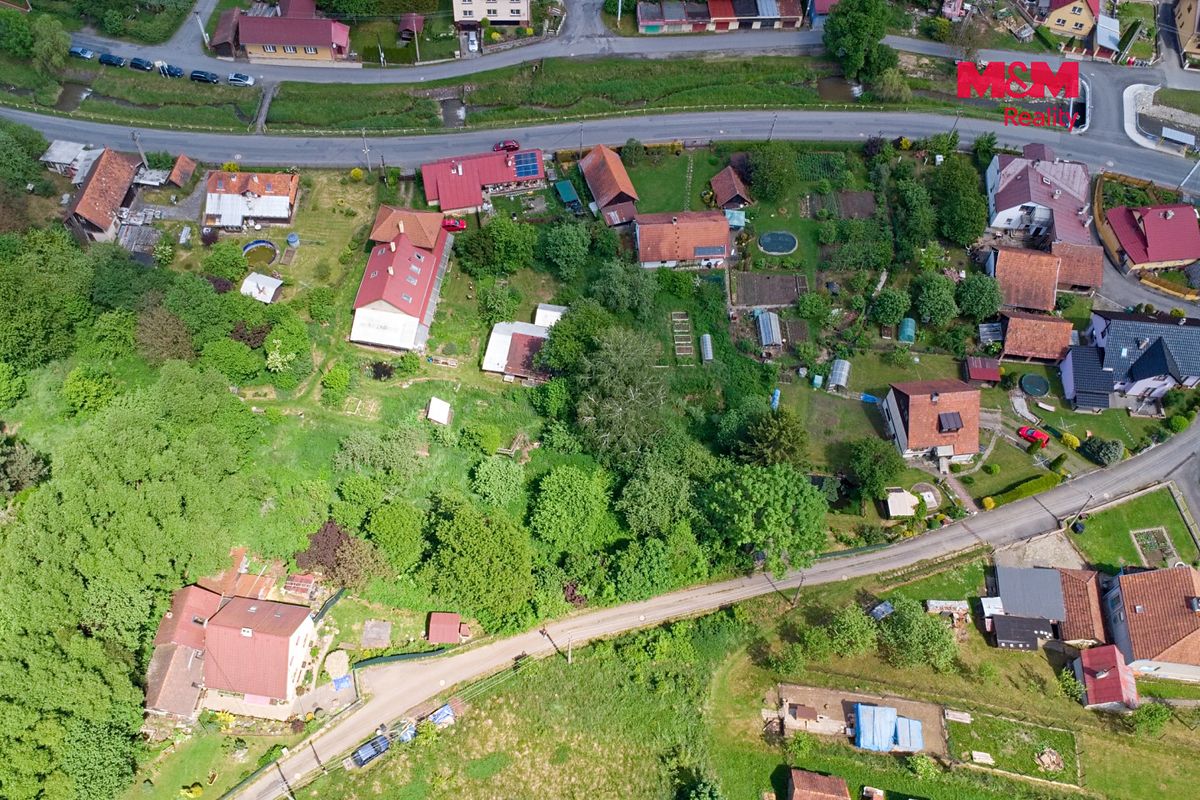Prodej stavebního pozemku 1751 m² – fotografie 2
