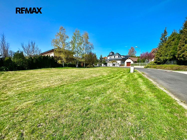 Grundstück zum Kauf, 820 m² (1 von 6)