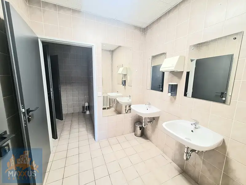 Pronájem kanceláře 17 m², Praha – náhled fotky 3
