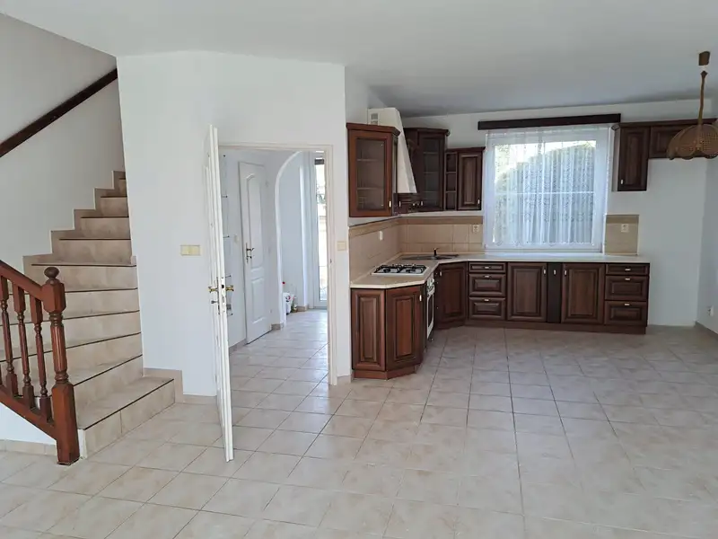 Prodej rodinného domu 135 m², pozemek 300 m², Moravany – náhled fotky 3