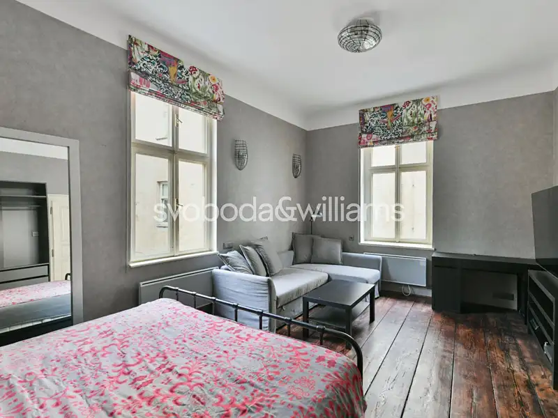 Prodej bytu 1+1 35 m², Praha – náhled fotky 1