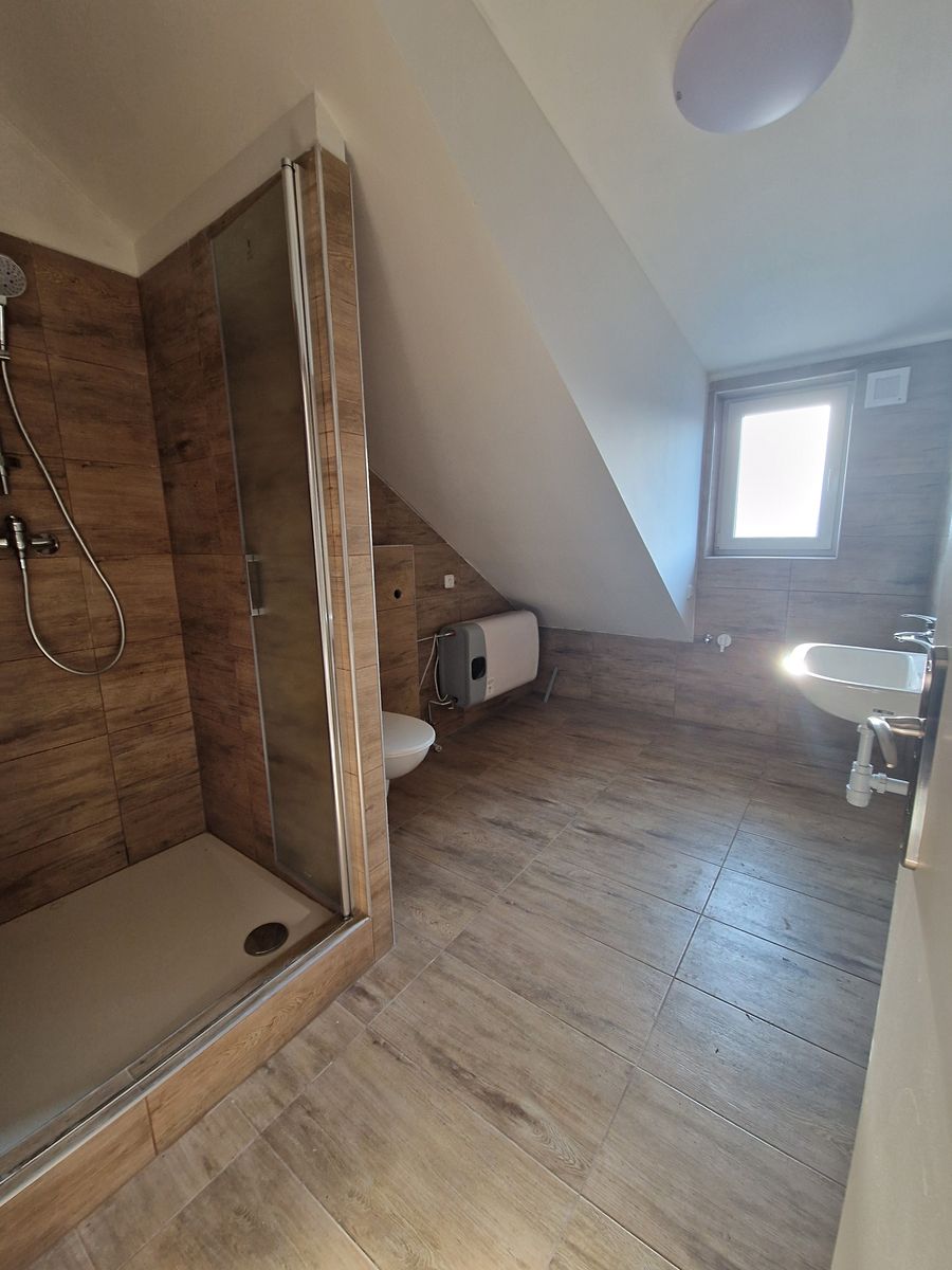 Pronájem bytu 2+kk 50 m² – fotografie 5